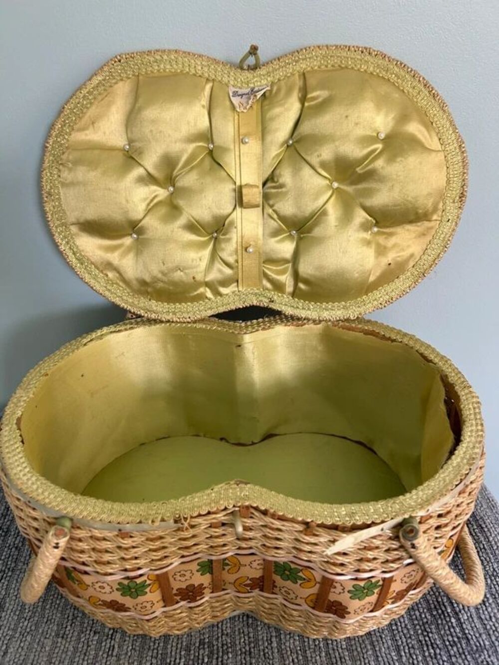 VTG RARE large sewing box - satin pincushion lid -broken hinge- MCM, retro, 60s